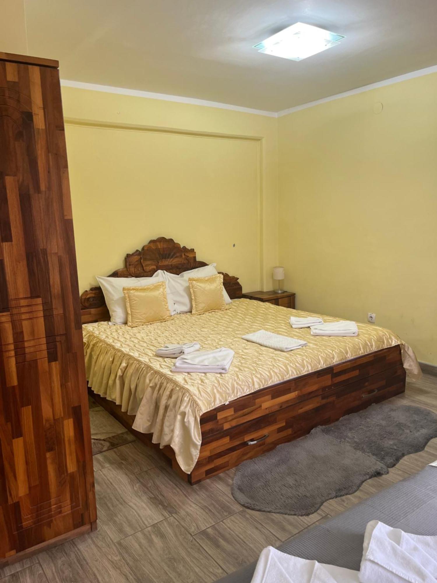 Hotel VIR Velika Plana Buitenkant foto