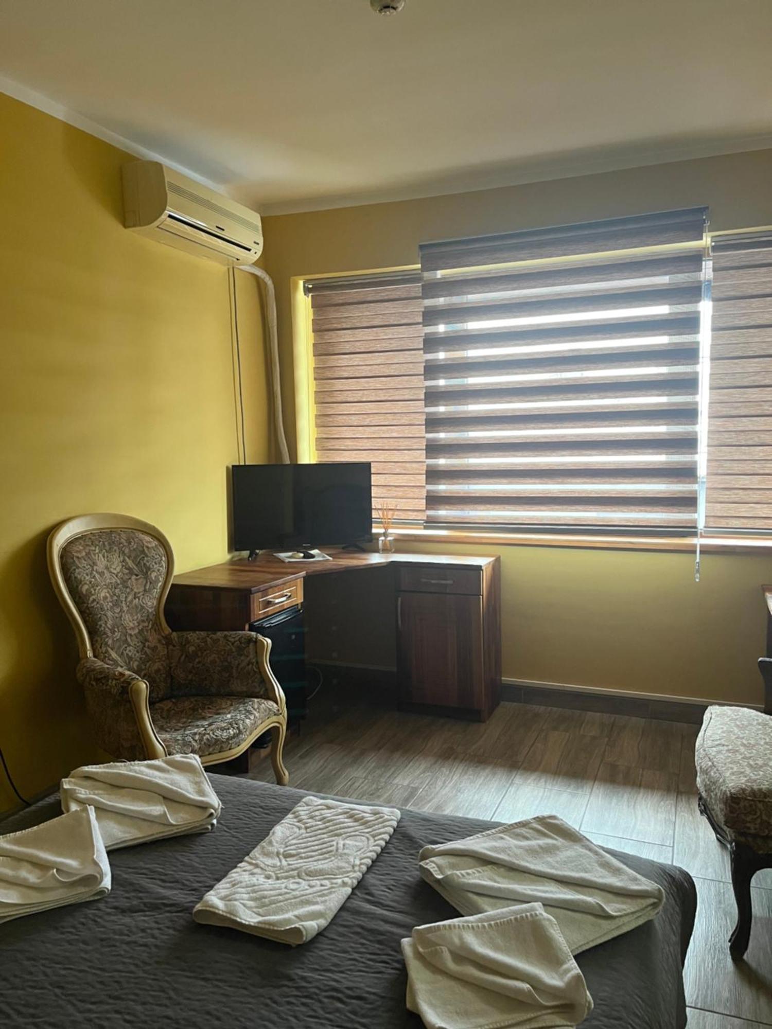 Hotel VIR Velika Plana Buitenkant foto